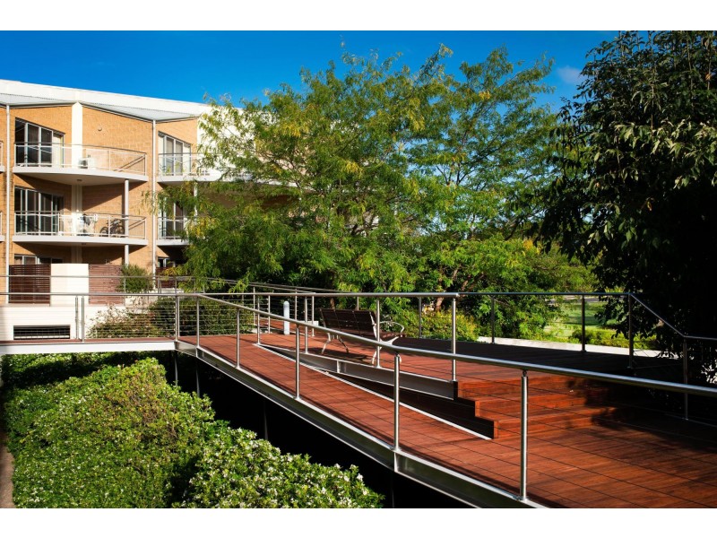 4/20 Beissel Street, Belconnen ACT 2617