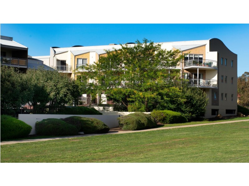 4/20 Beissel Street, Belconnen ACT 2617