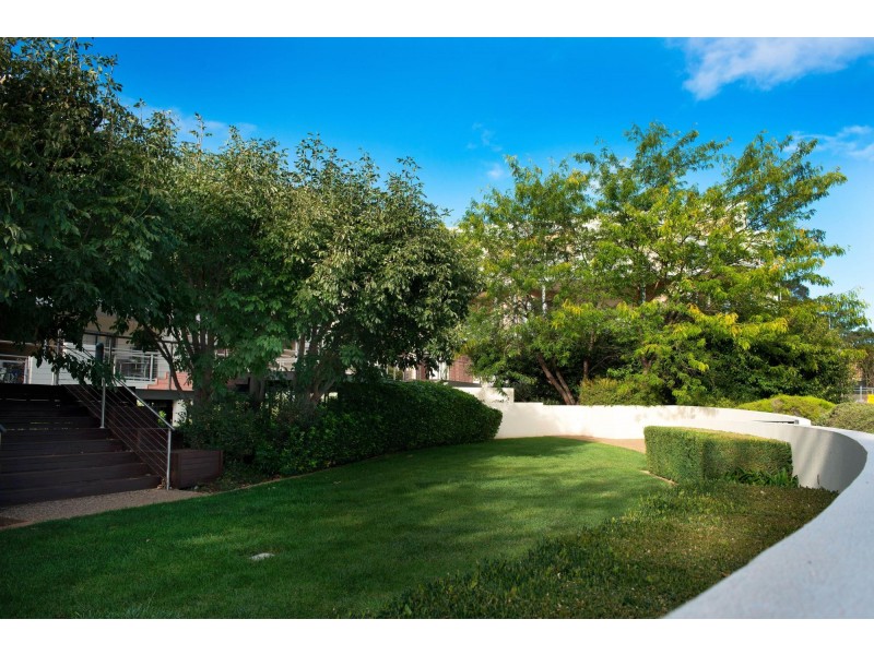 4/20 Beissel Street, Belconnen ACT 2617