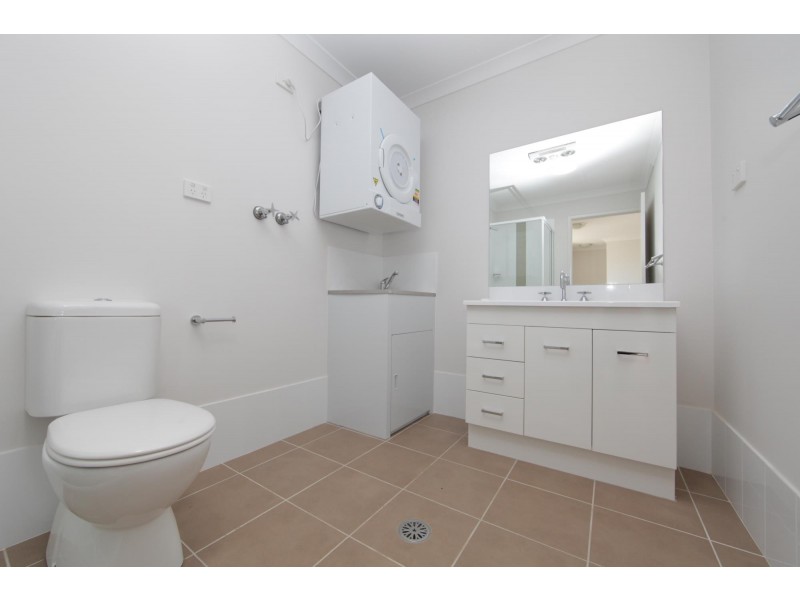 2/12 Jeff Snell Crescent, Dunlop ACT 2615