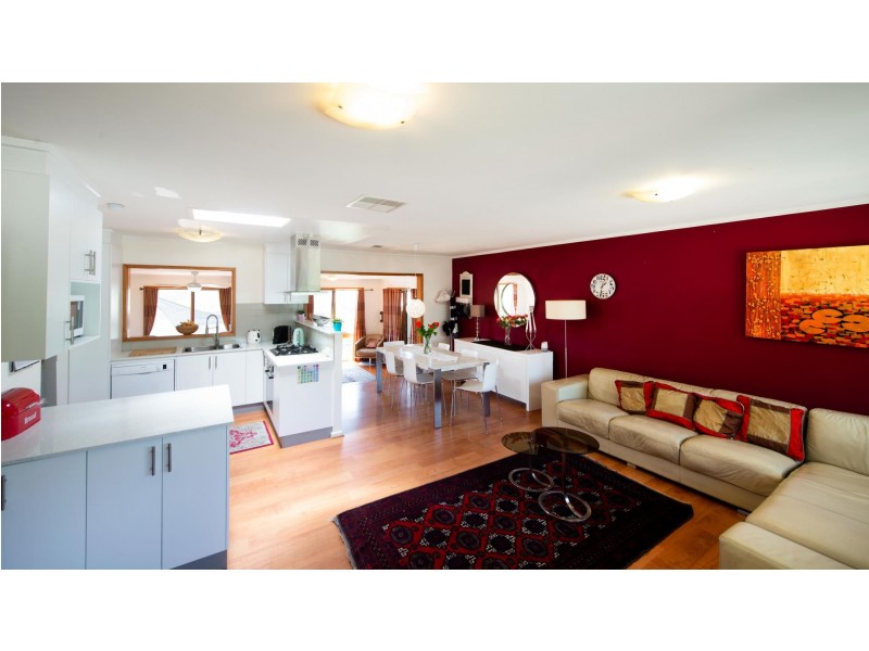 10 Cazaly Close, Holt ACT 2615