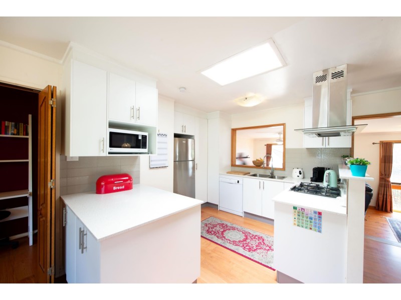 10 Cazaly Close, Holt ACT 2615