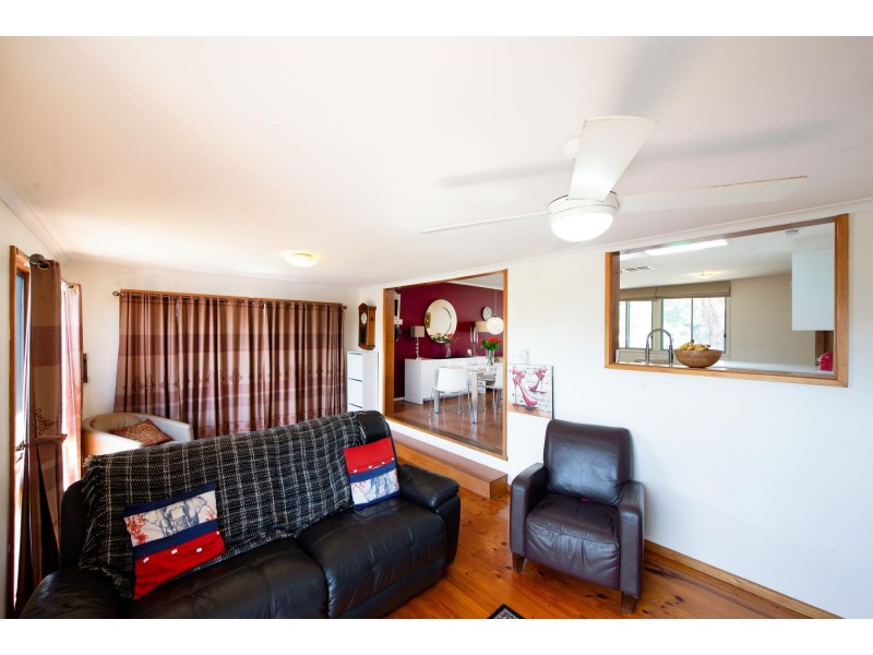 10 Cazaly Close, Holt ACT 2615