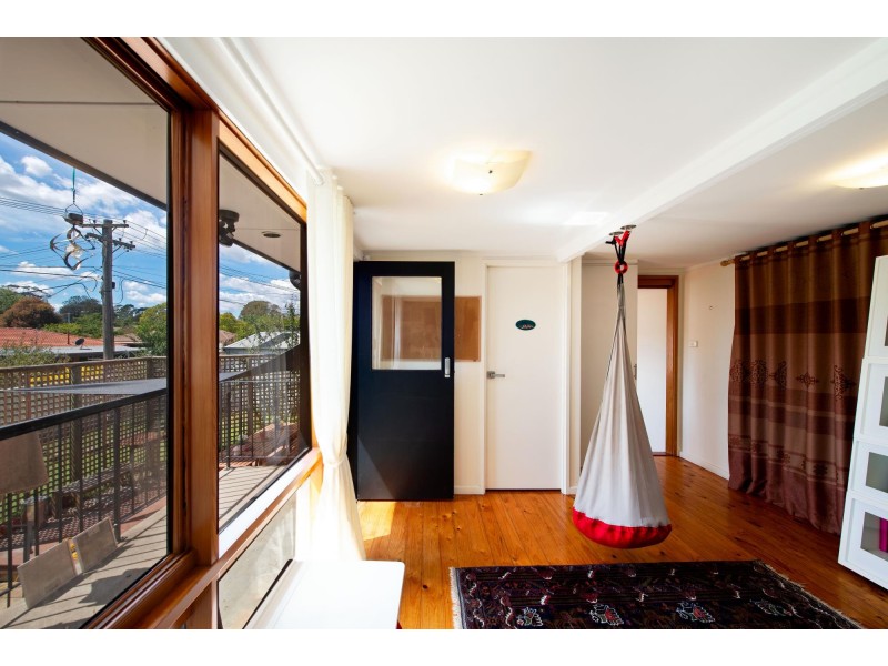 10 Cazaly Close, Holt ACT 2615