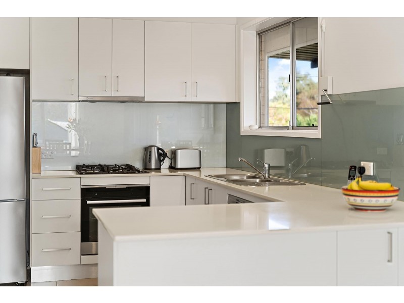 37 Clubbe Crescent, Macgregor ACT 2615
