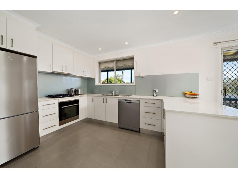 37 Clubbe Crescent, Macgregor ACT 2615