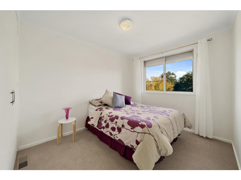 37 Clubbe Crescent, Macgregor ACT 2615