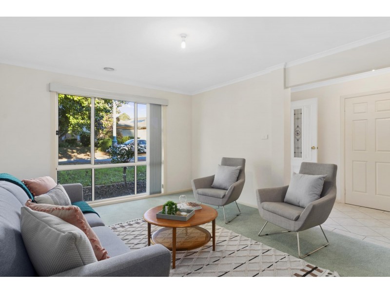 42 Kurrama Close, Ngunnawal ACT 2913