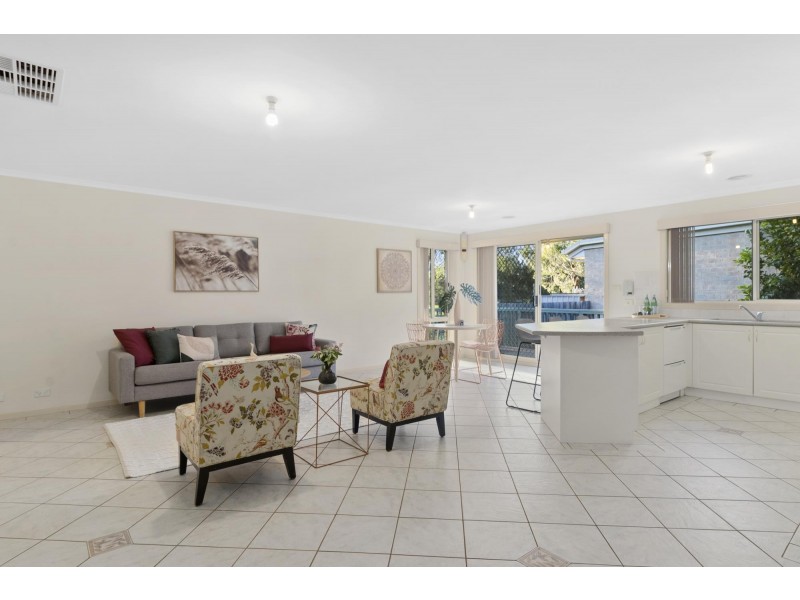 42 Kurrama Close, Ngunnawal ACT 2913