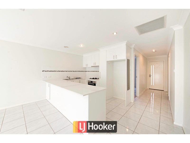 25 David Miller Street, Casey ACT 2913