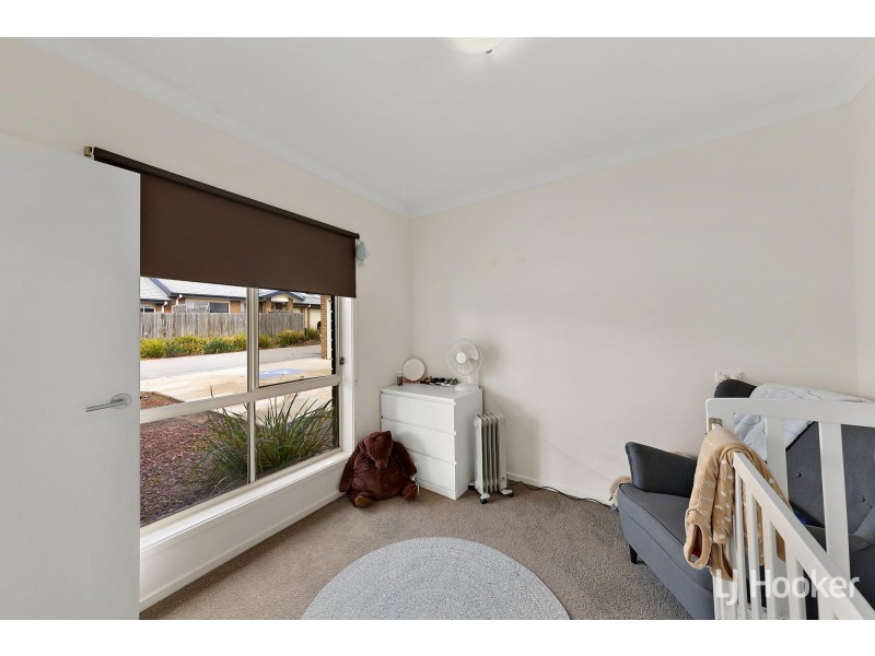 8/139 Macfarlane Burnett Avenue, Macgregor ACT 2615