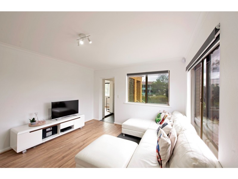 57 Williamson Street, Holder ACT 2611