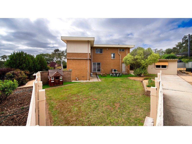 57 Williamson Street, Holder ACT 2611