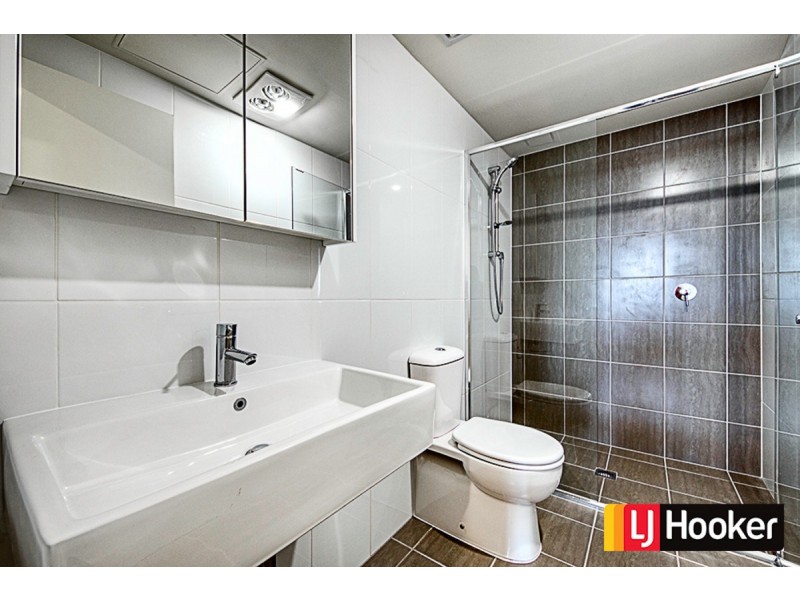 28/2 Hinder Street, Gungahlin ACT 2912