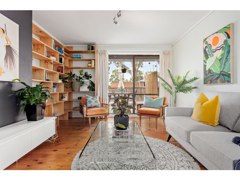 11 Squire Place, Charnwood ACT 2615