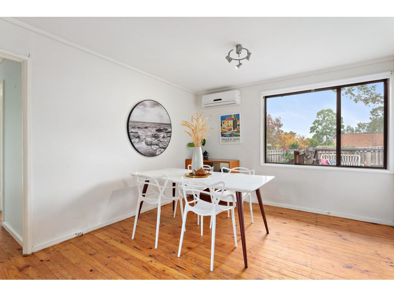 11 Squire Place, Charnwood ACT 2615