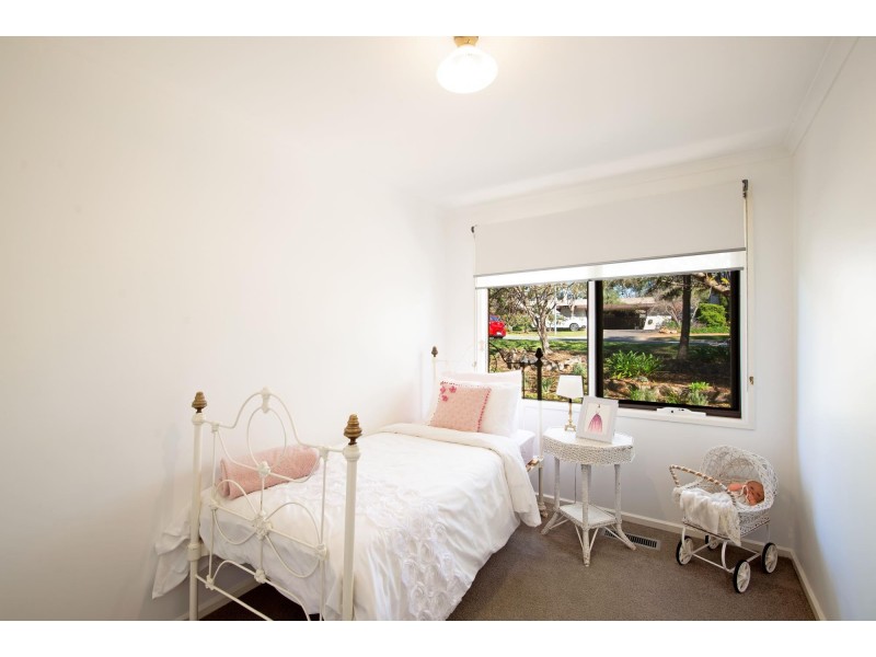 60 Mockridge Crescent, Holt ACT 2615