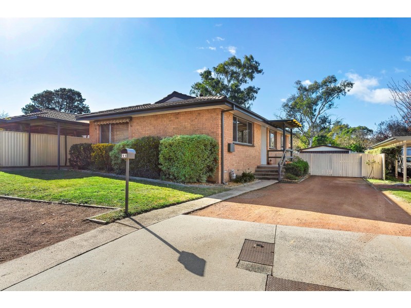 11 McCarthy Place, Charnwood ACT 2615