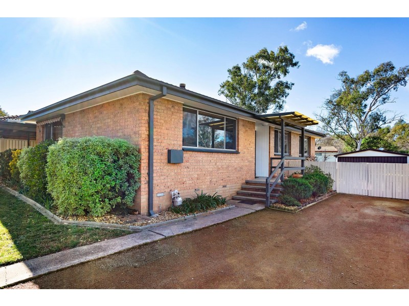 11 McCarthy Place, Charnwood ACT 2615