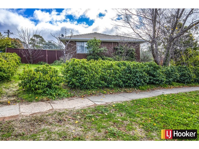42 Messenger Street, Holt ACT 2615