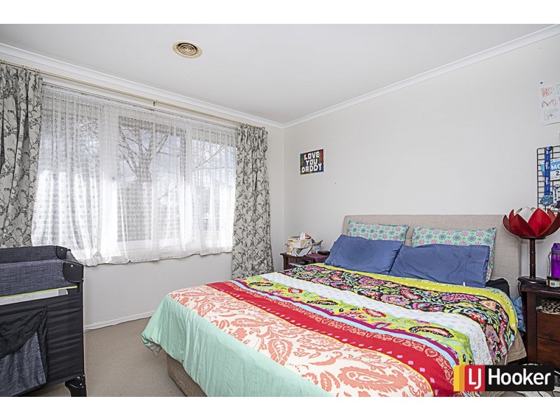 42 Messenger Street, Holt ACT 2615