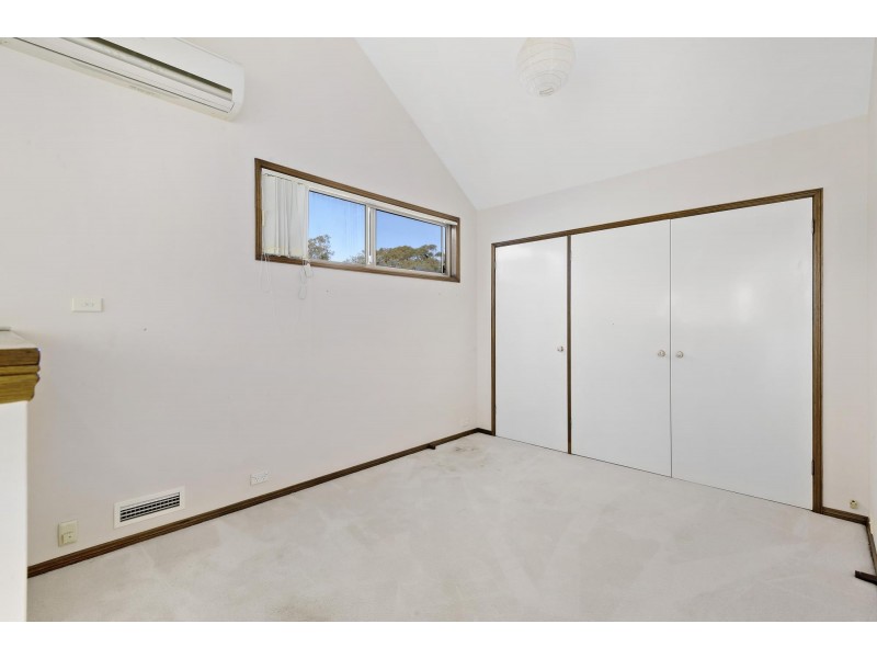 12 Watchorn Close, Holt ACT 2615