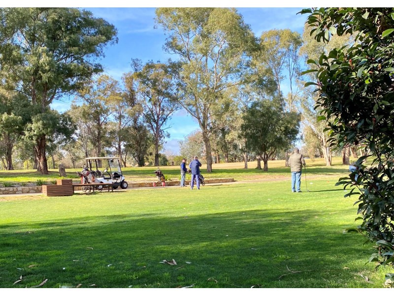 12 Watchorn Close, Holt ACT 2615