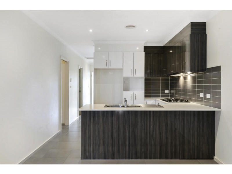 17 Hugh Gilchrist Street, Casey ACT 2913