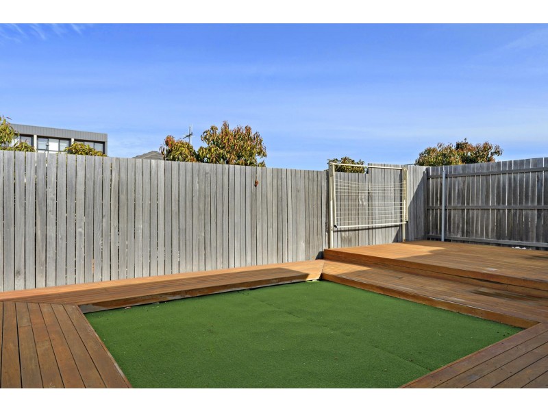 17 Hugh Gilchrist Street, Casey ACT 2913