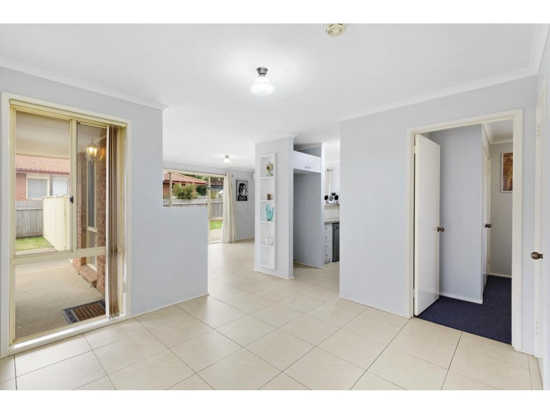 5 Matzek Place, Dunlop ACT 2615