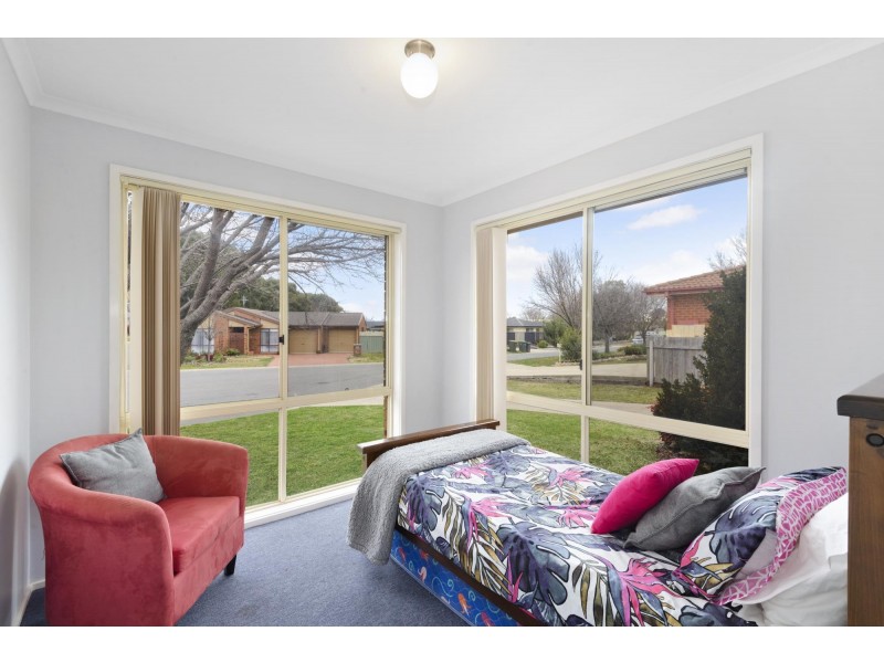 5 Matzek Place, Dunlop ACT 2615