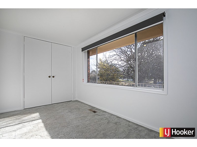 4 Clement Place, Macgregor ACT 2615