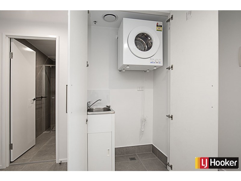 1012/6 GRAZIER Lane, Belconnen ACT 2617