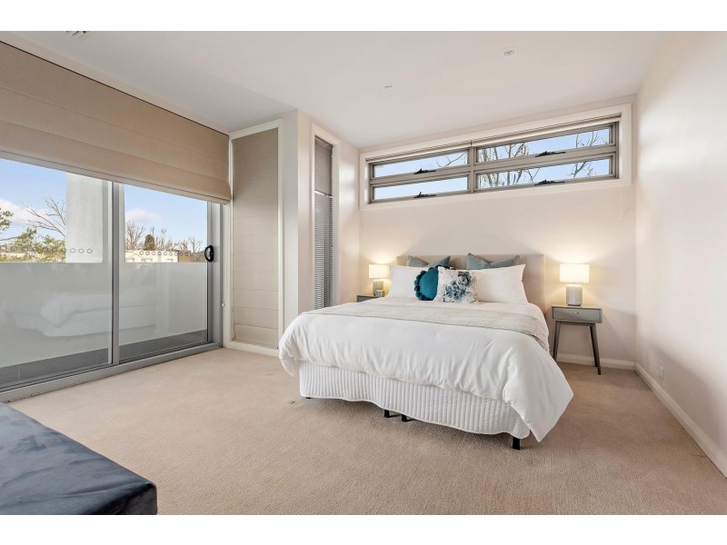 30/15 Empire Circuit, Forrest ACT 2603