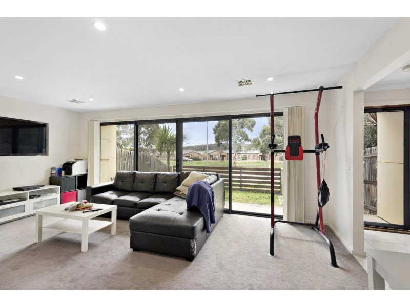 280 Anthony Rolfe Avenue, Gungahlin ACT 2912
