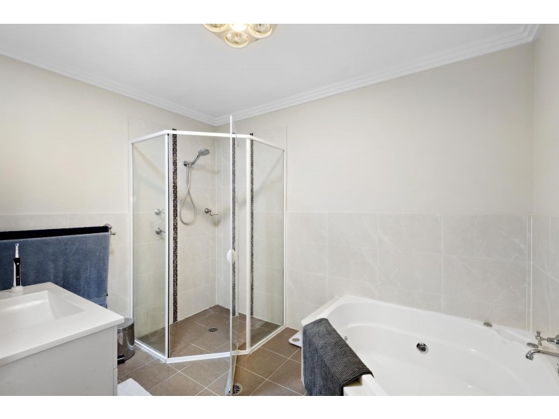 280 Anthony Rolfe Avenue, Gungahlin ACT 2912