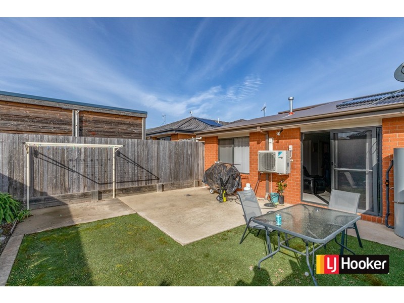 18 Stang Place, Macgregor ACT 2615