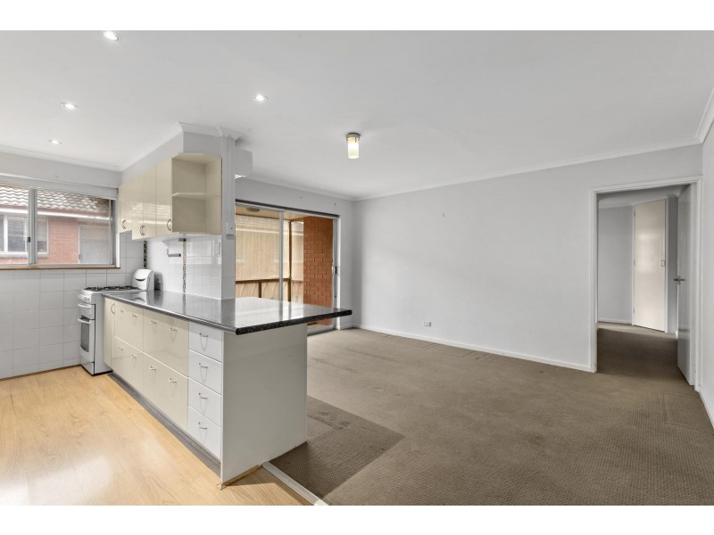 11/56 Trinculo Place, Queanbeyan East NSW 2620