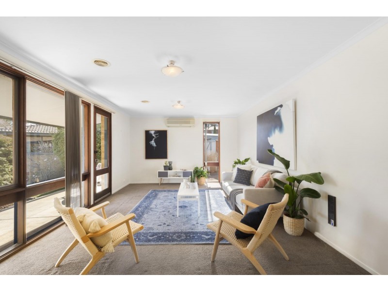 14 Baracchi Crescent, Giralang ACT 2617