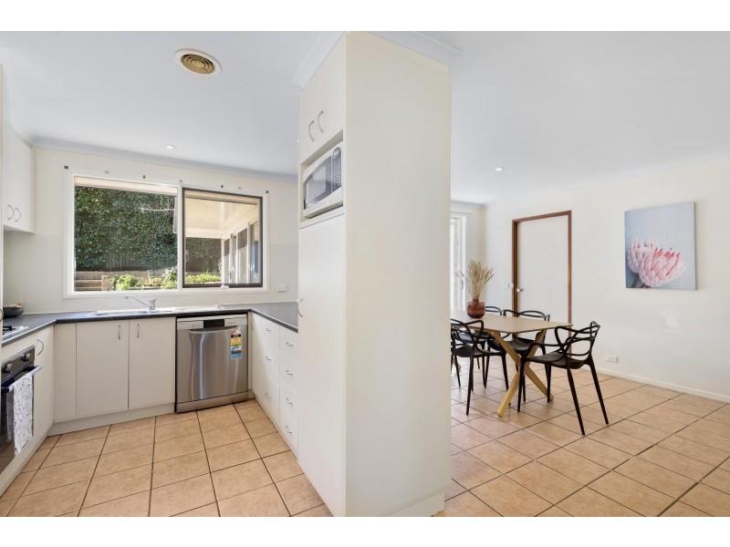 14 Baracchi Crescent, Giralang ACT 2617