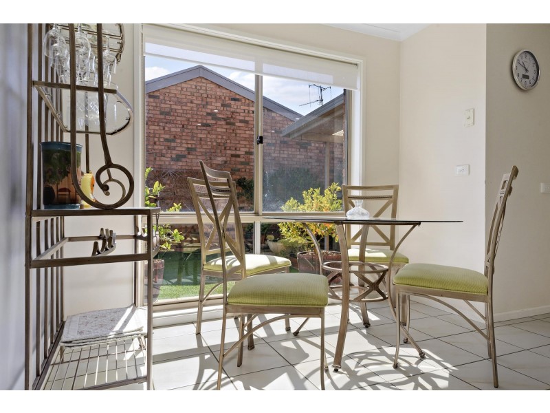 17 Davitt Close, Isaacs ACT 2607