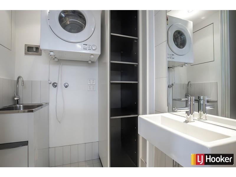 11/31 Eastlake Parade, Kingston ACT 2604