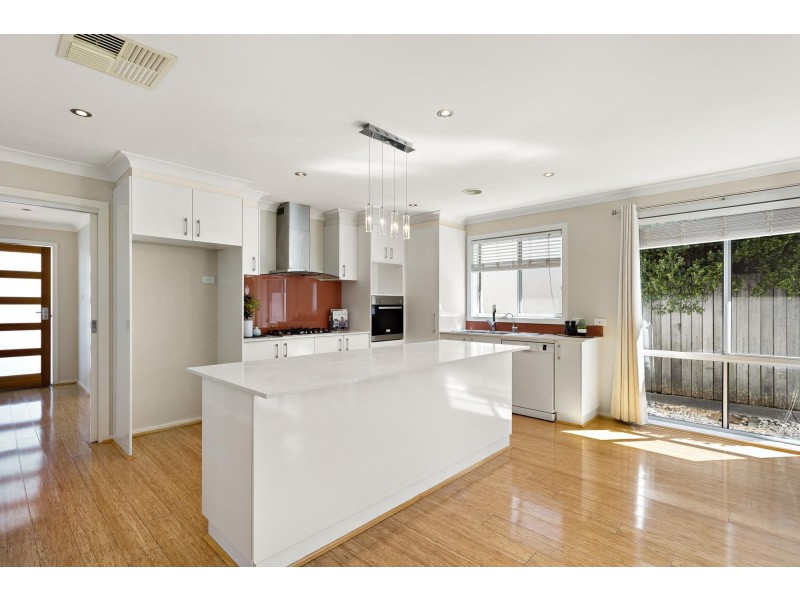 12 Smorgon Street, Forde ACT 2914