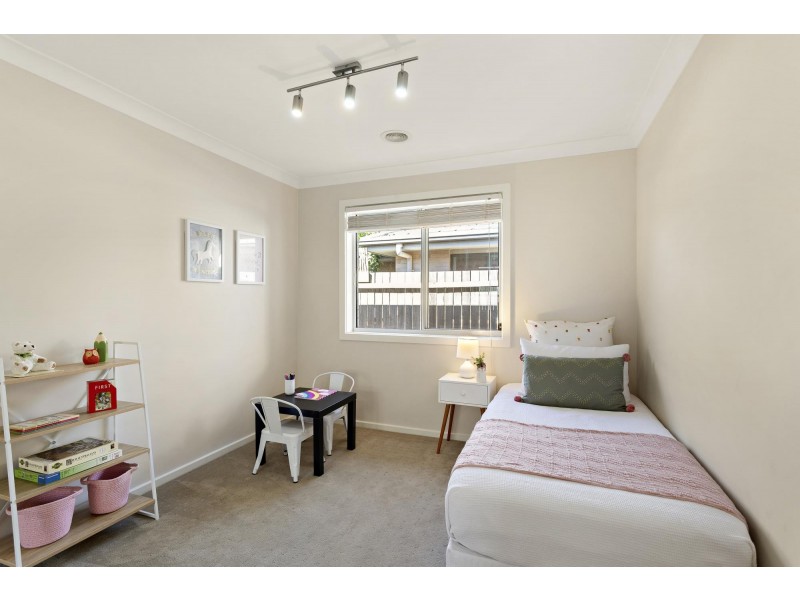 12 Smorgon Street, Forde ACT 2914