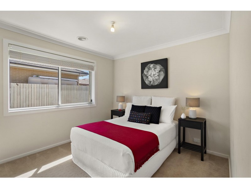 12 Smorgon Street, Forde ACT 2914