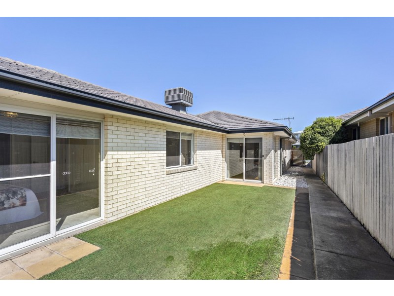 12 Smorgon Street, Forde ACT 2914