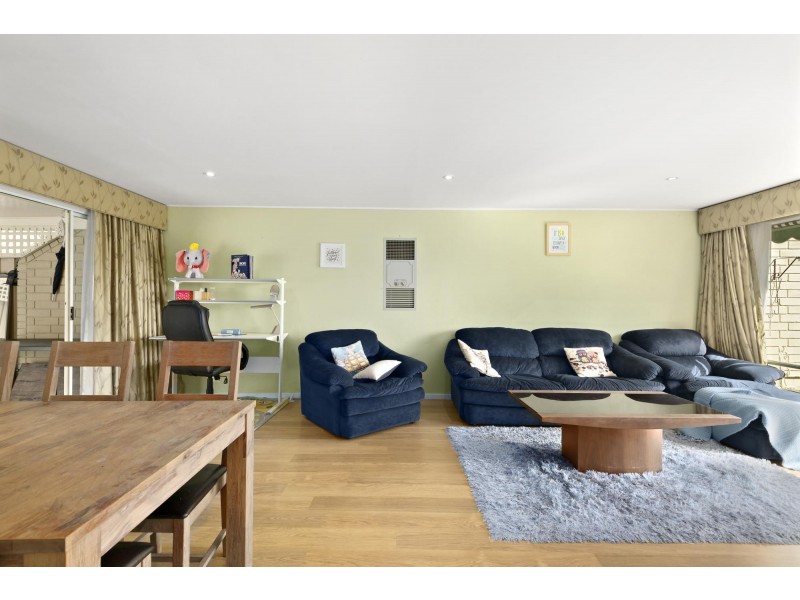 4 Blandon Place, Holt ACT 2615