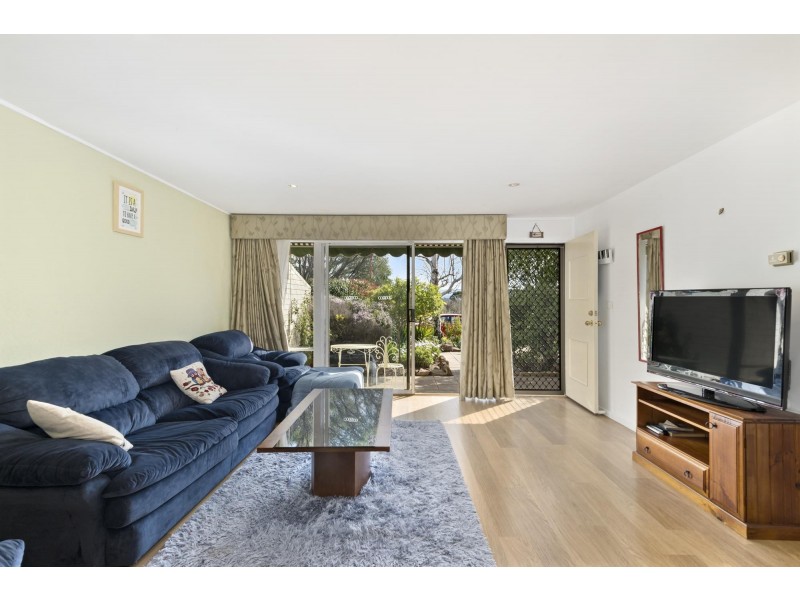 4 Blandon Place, Holt ACT 2615