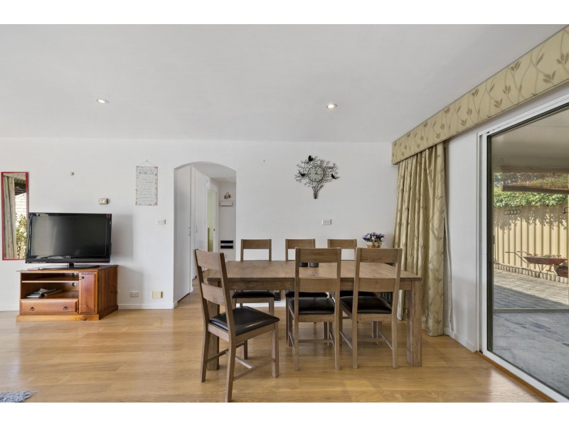 4 Blandon Place, Holt ACT 2615