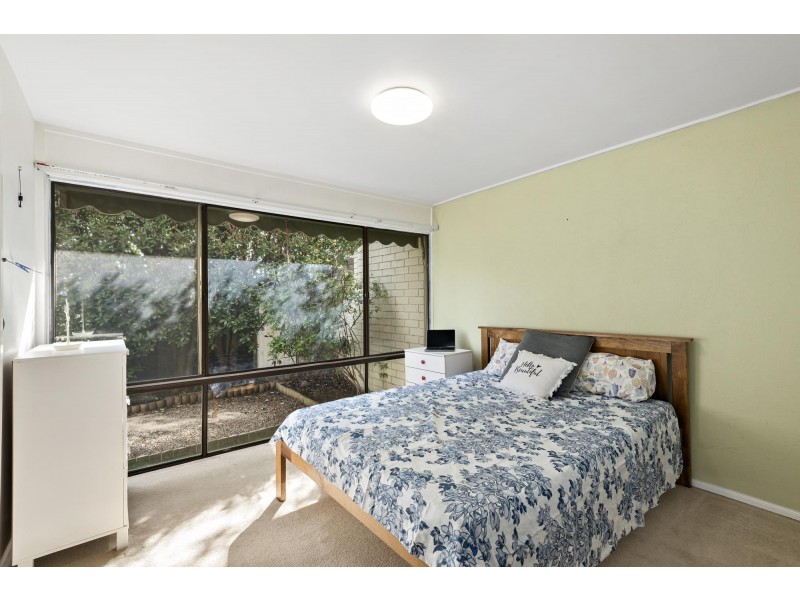 4 Blandon Place, Holt ACT 2615